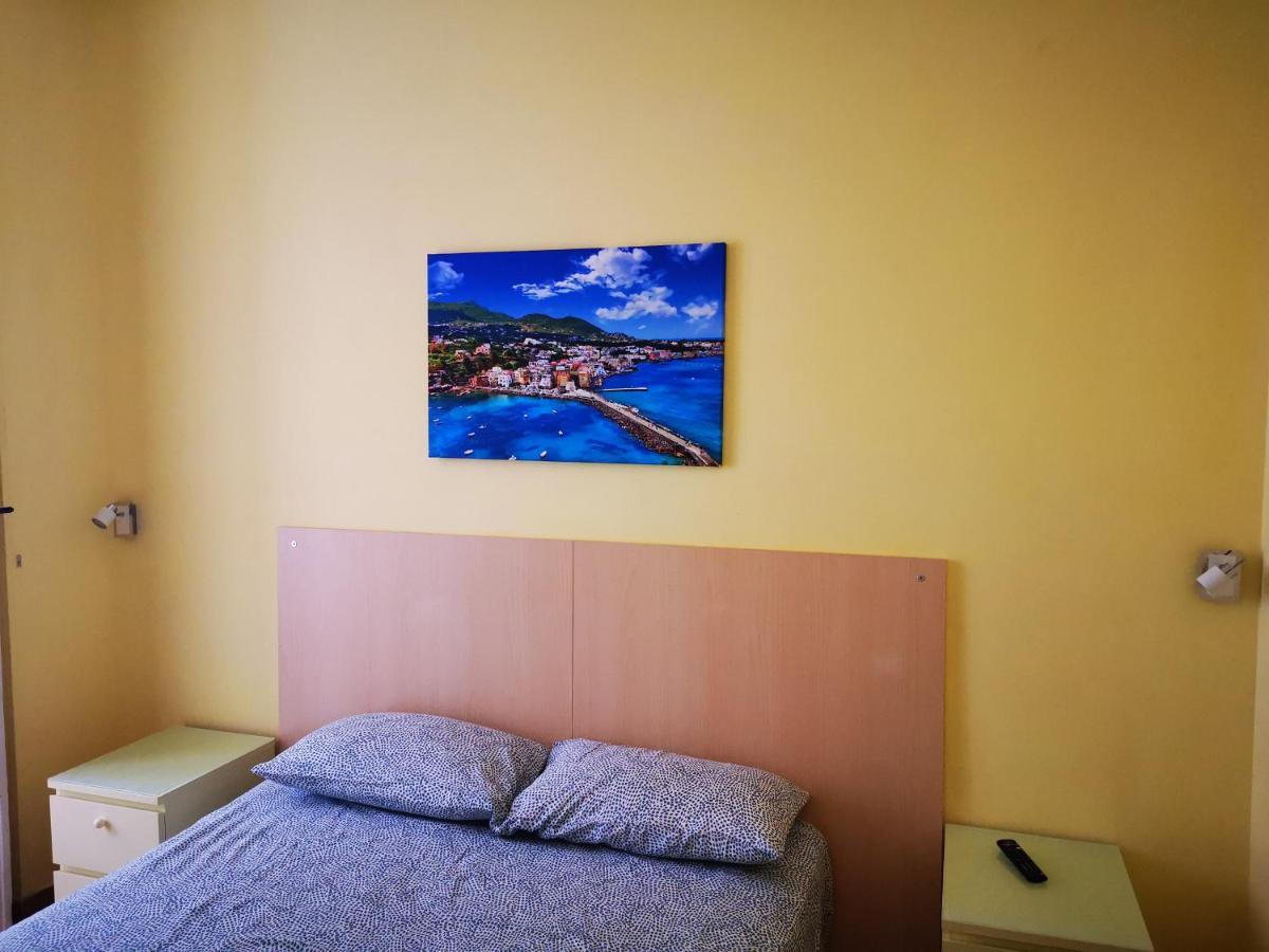 Casa Cupiello Via Chiaia - Casa Vacanze Ad Uso Esclusivo نابولي المظهر الخارجي الصورة